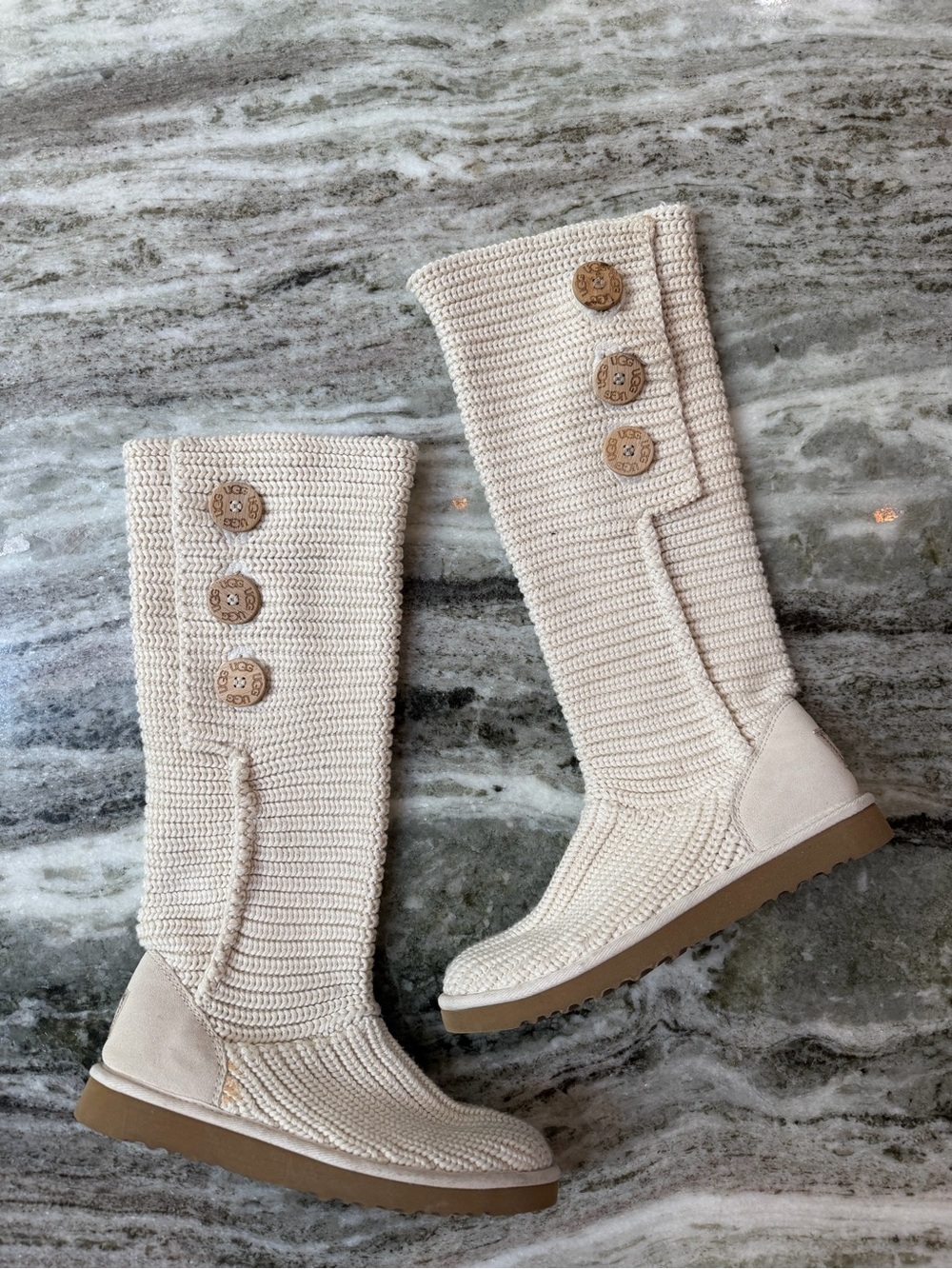 UGG Classic Cardy Over-the-Knee Knit Boots in Cream with Button Accents
Size 8